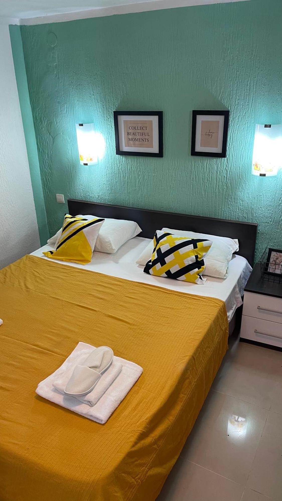 Family House With Pool & Sea View Aparthotel Биела Екстериор снимка