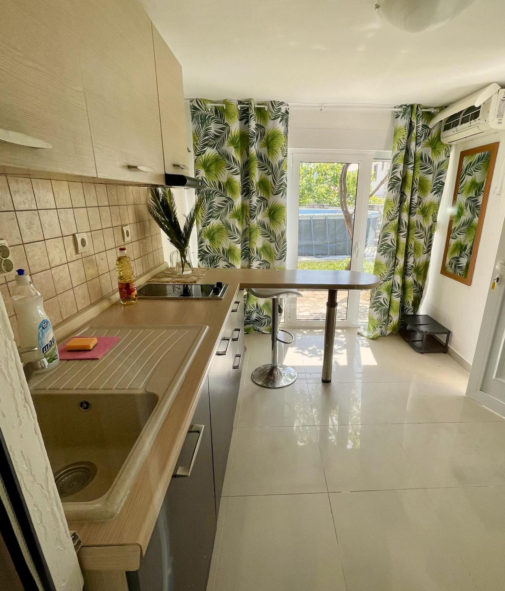 Family House With Pool & Sea View Aparthotel Биела Екстериор снимка