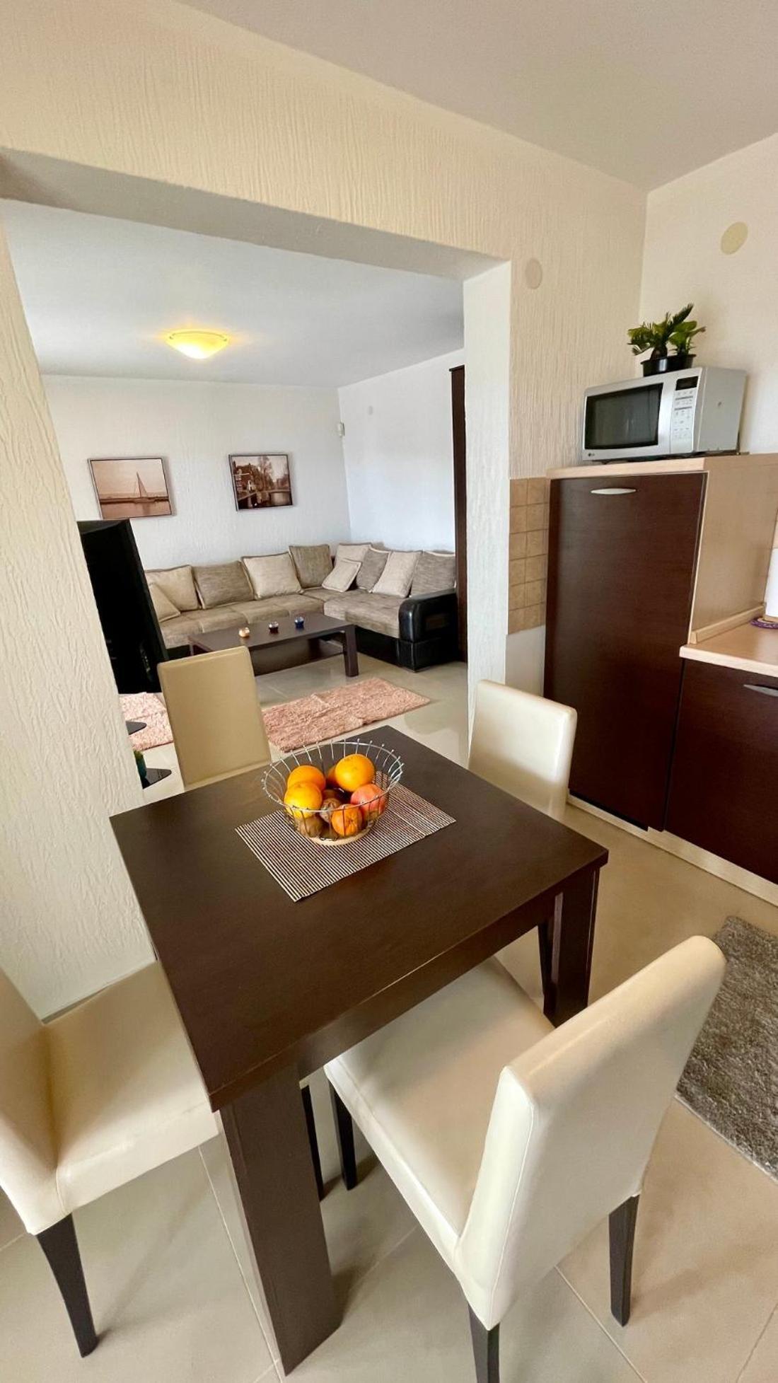 Family House With Pool & Sea View Aparthotel Биела Екстериор снимка