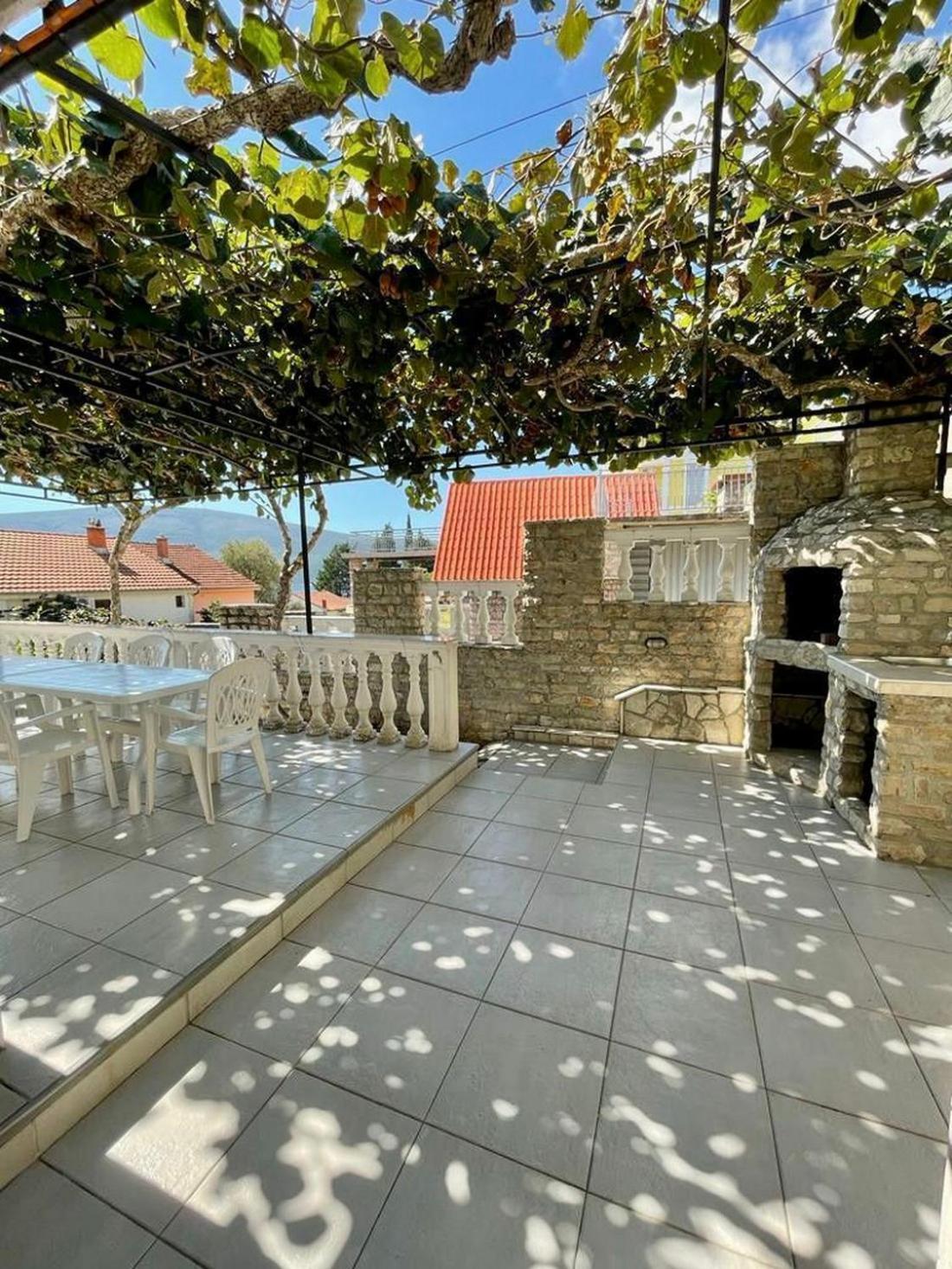 Family House With Pool & Sea View Aparthotel Биела Екстериор снимка